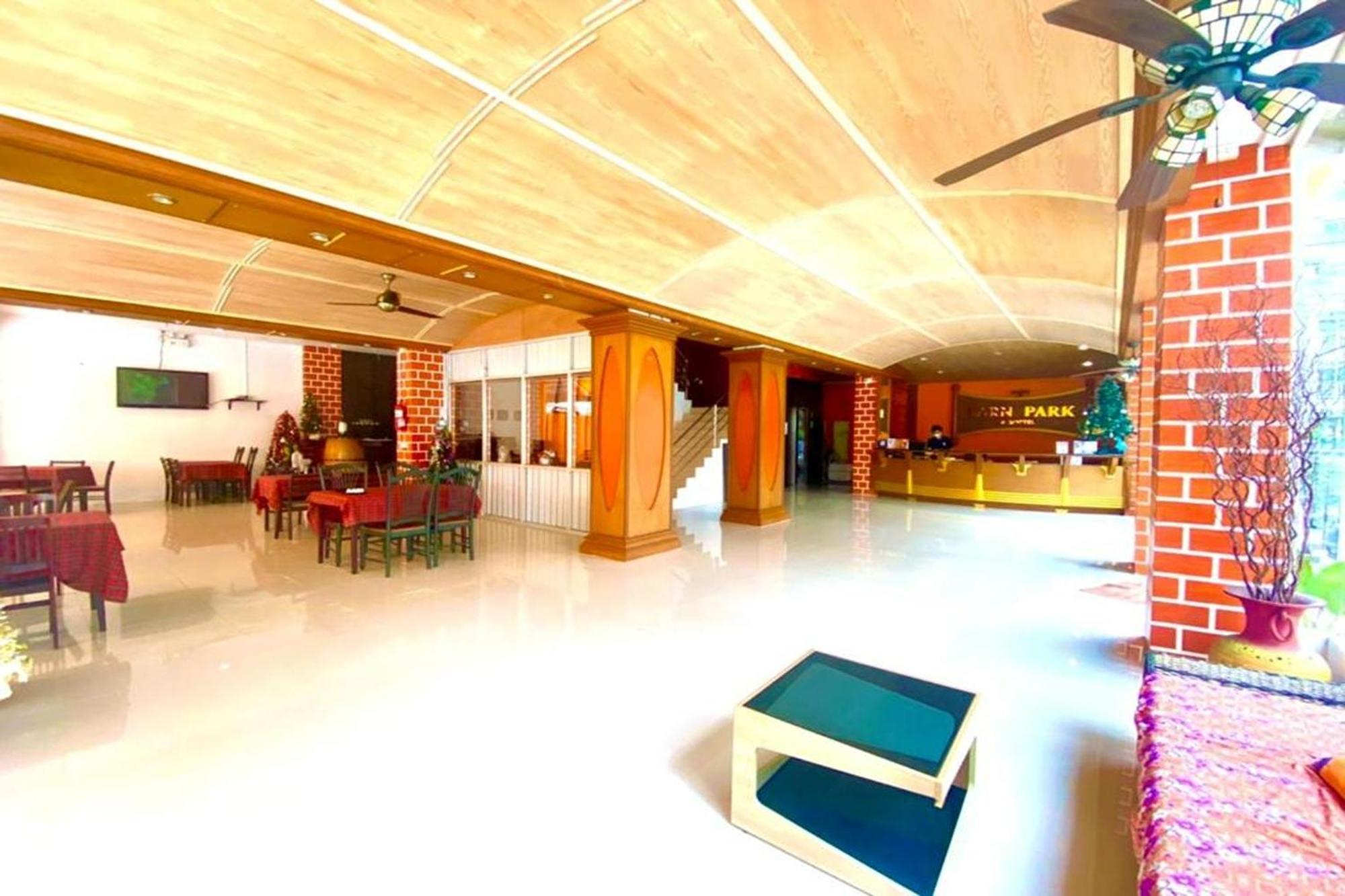One World One Home Patong 2 Exterior photo