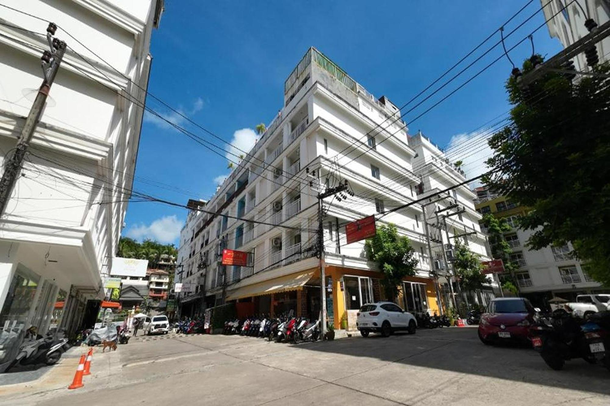 One World One Home Patong 2 Exterior photo